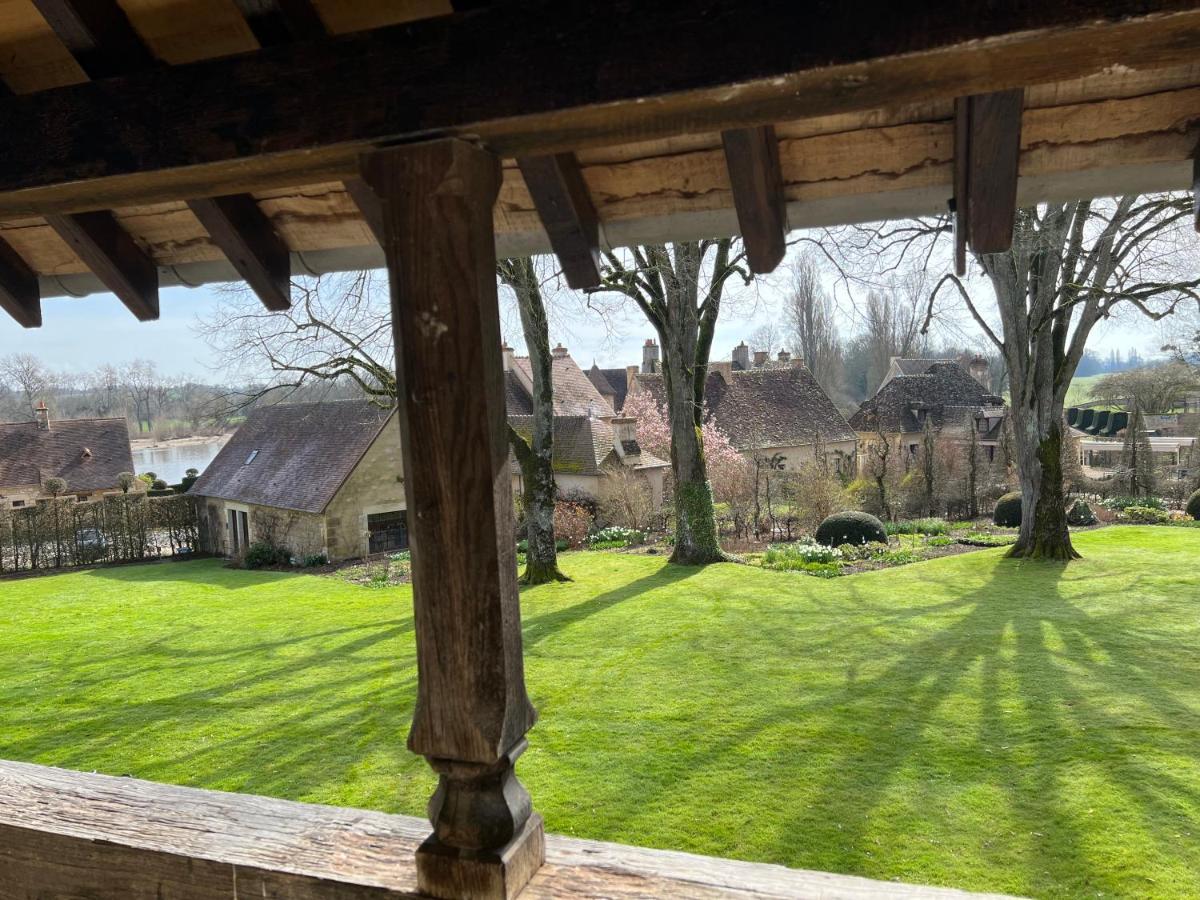 La Maison De La Tour Apremont-sur-Allier Luaran gambar